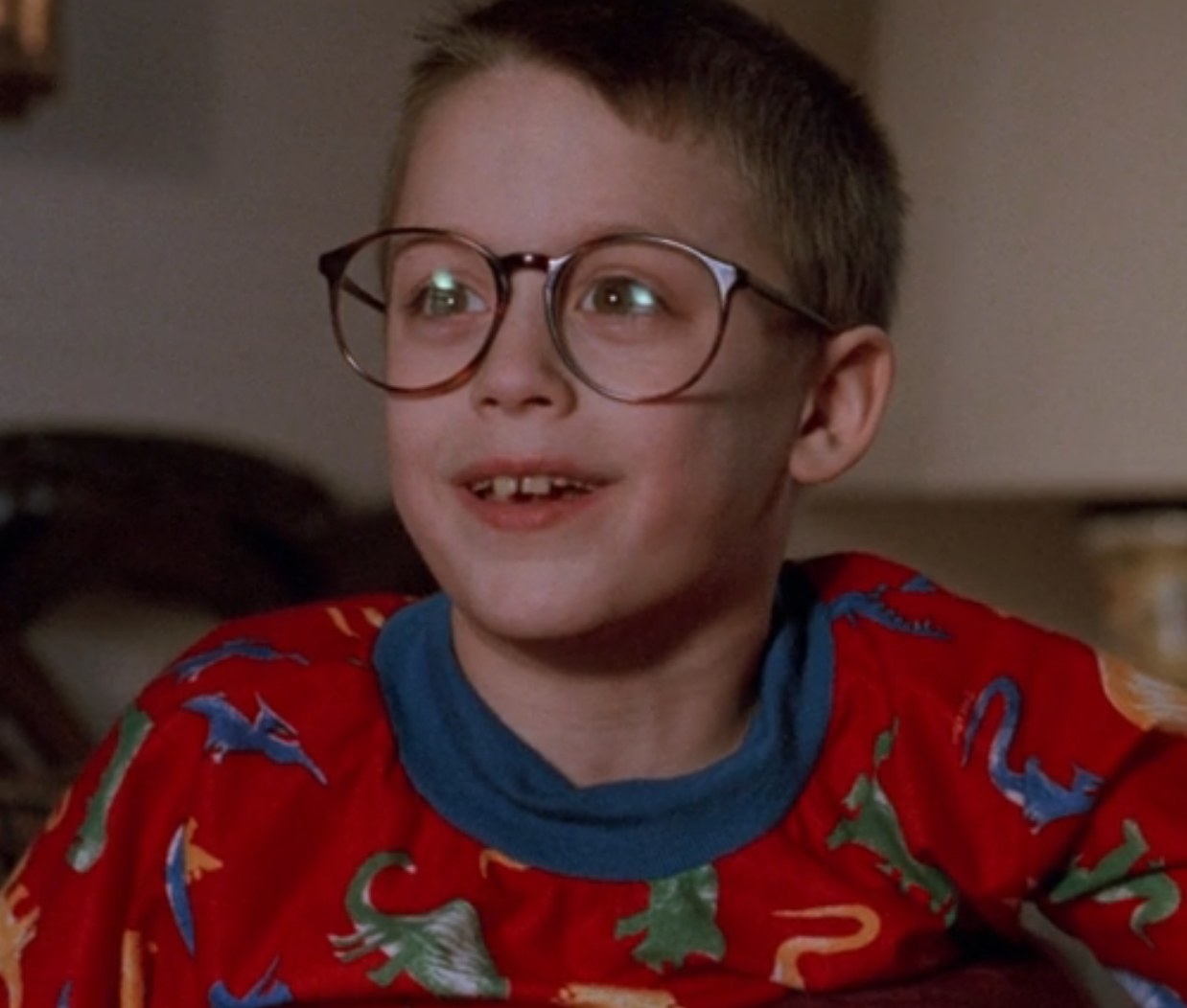 Kieran Culkin as Fuller wears his pajamas