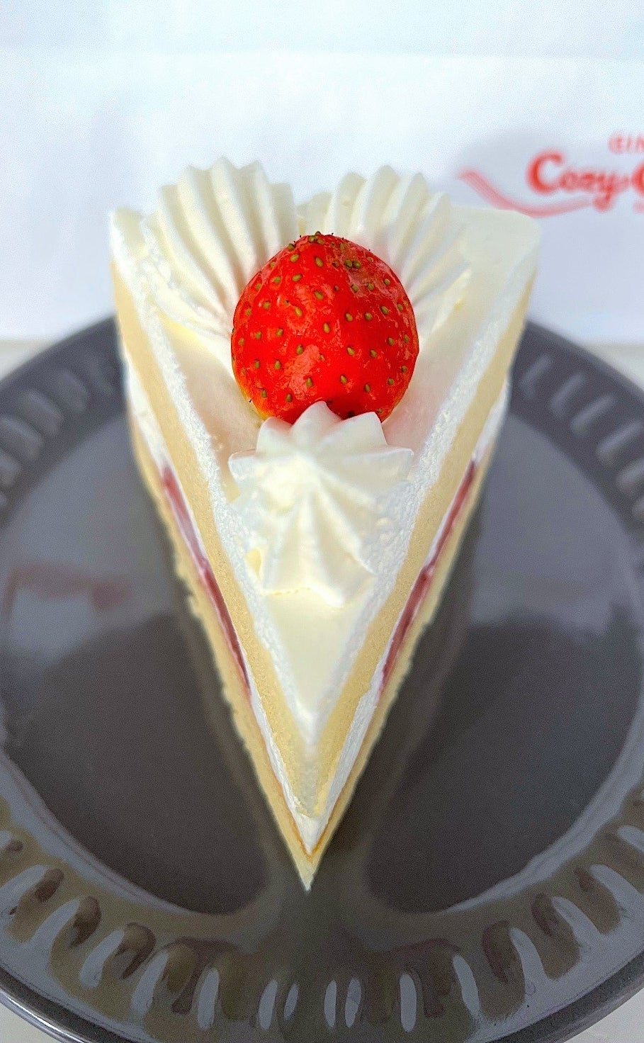 コージーコーナーのおすすめデザート「苺のショートケーキ」