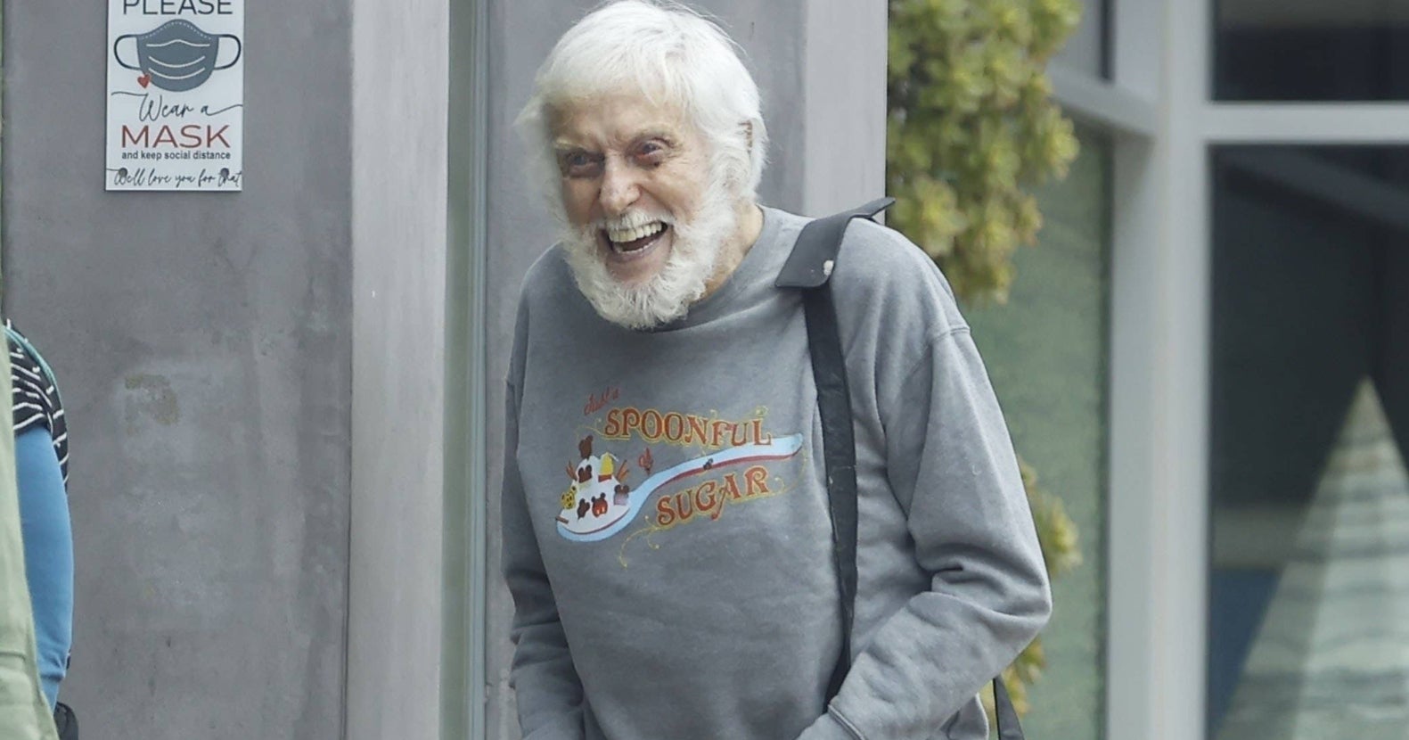 Dick Van Dyke Turned 97 Years Old, But These Paparazzi Pictures Have Me Kinda Baffled At How The Man Is Nearly 100