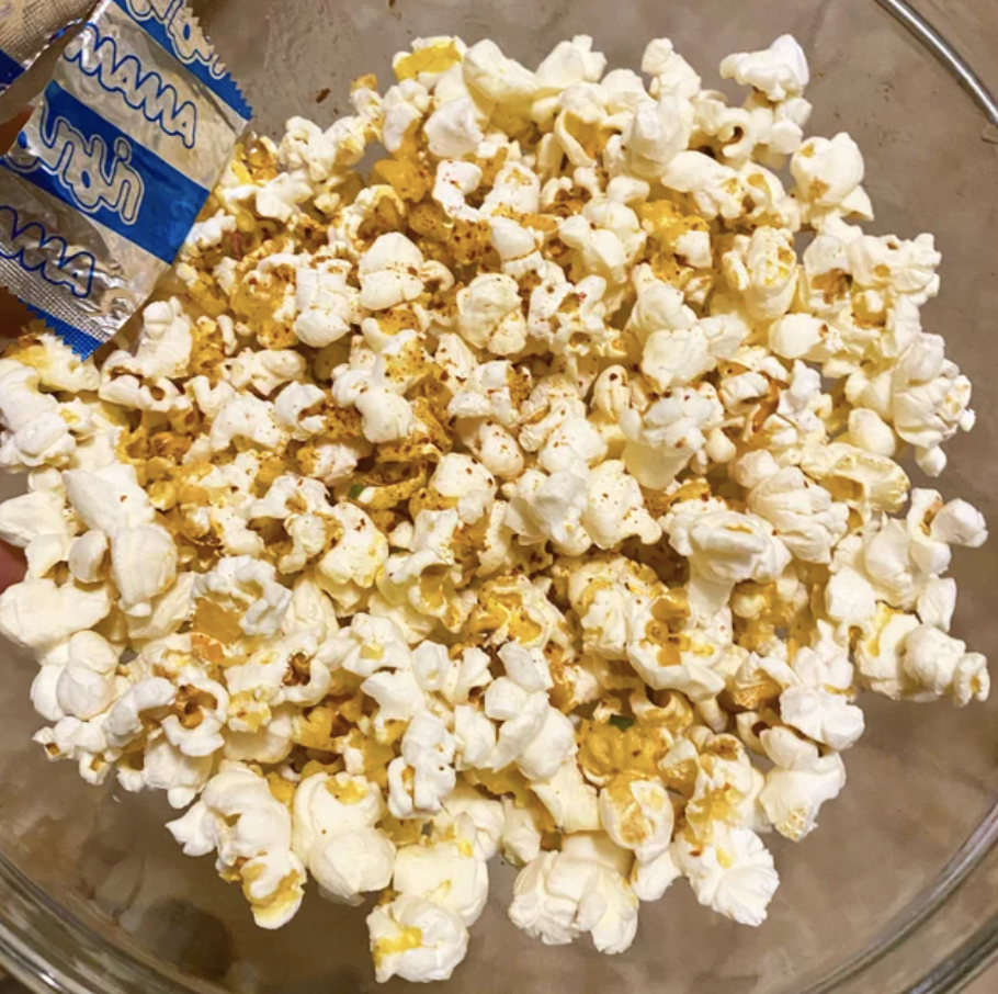 popcorn seasoned with ramen powder