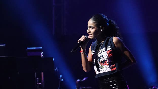 Jessie Reyez dropped the video for her song “Forever” featuring 6lack off her latest album Yessie​​​​​​​ as a Facebook exclusive for two days.