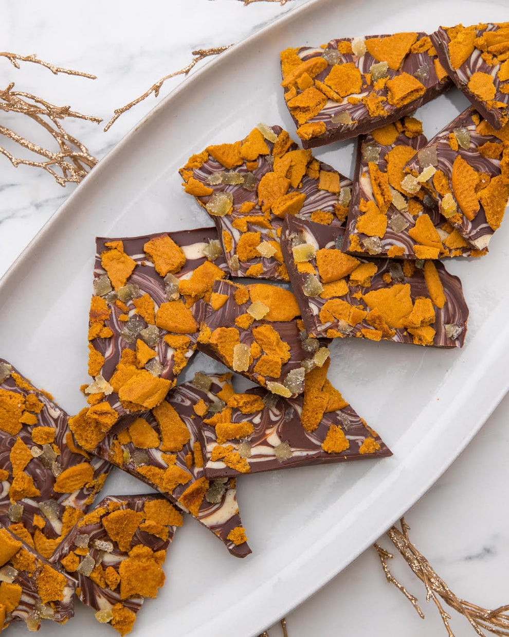 11 Gingerbread House Tips That Are Borderline Genius