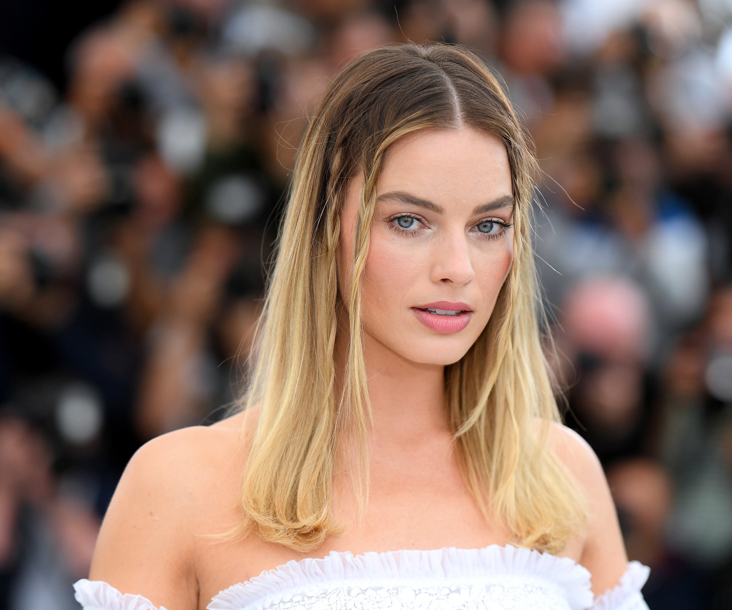Margot Robbie Fact File: Everything You Need To Know About The