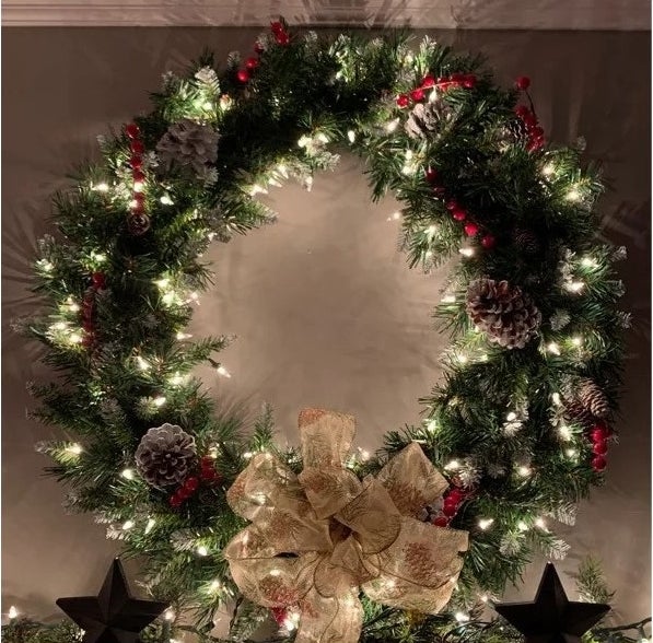 a reviewer photo of the light up wreath