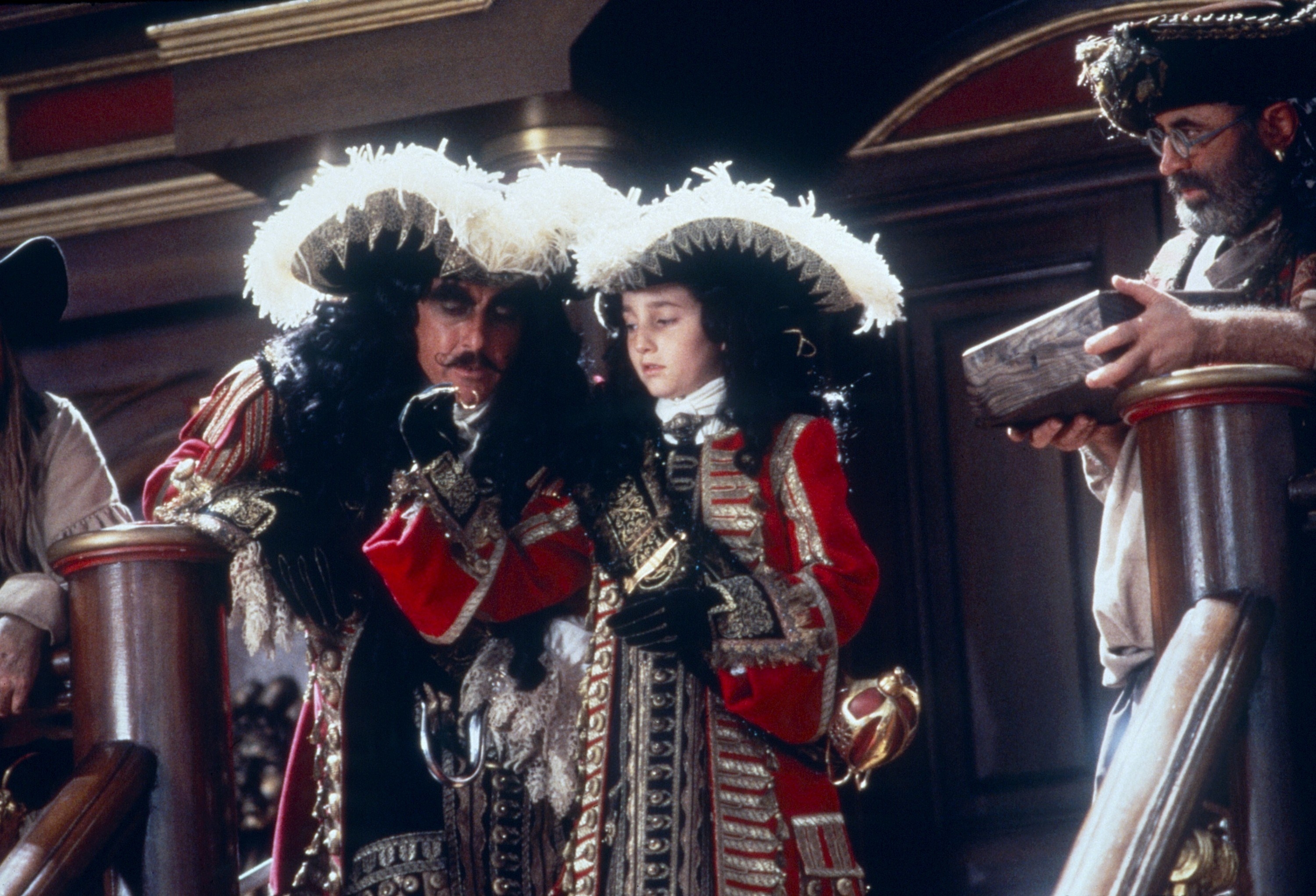 Dustin Hoffman and Charlie Korsmo dressed as Captain Hook