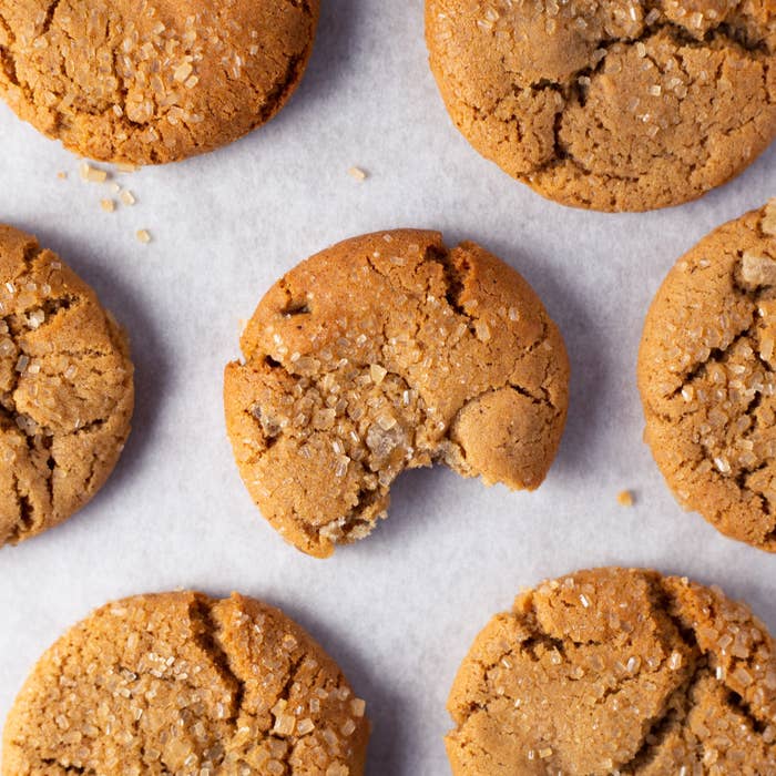 Ginger molasses cookies with crystallized ginger