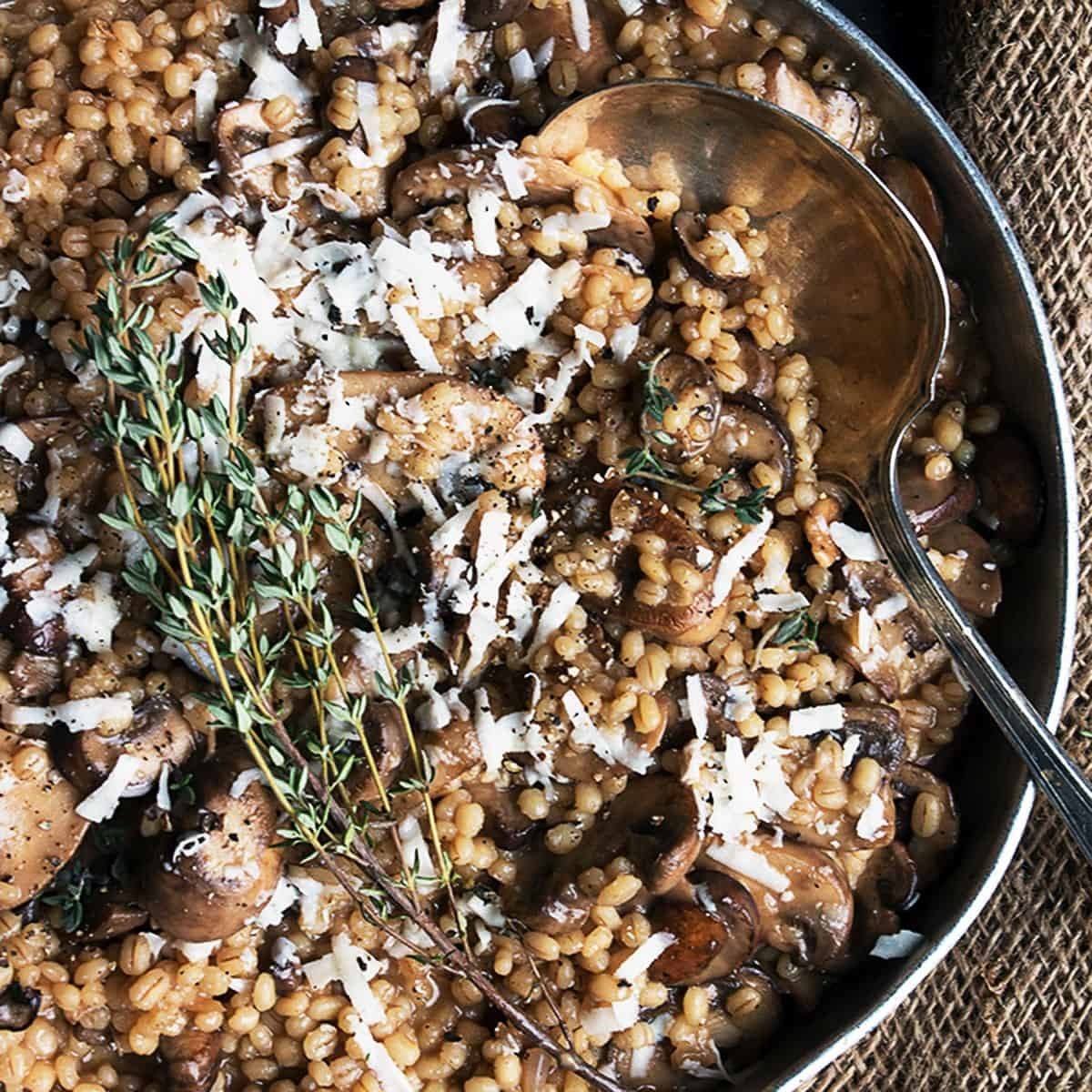 Barley risotto with mushrooms and thyme.