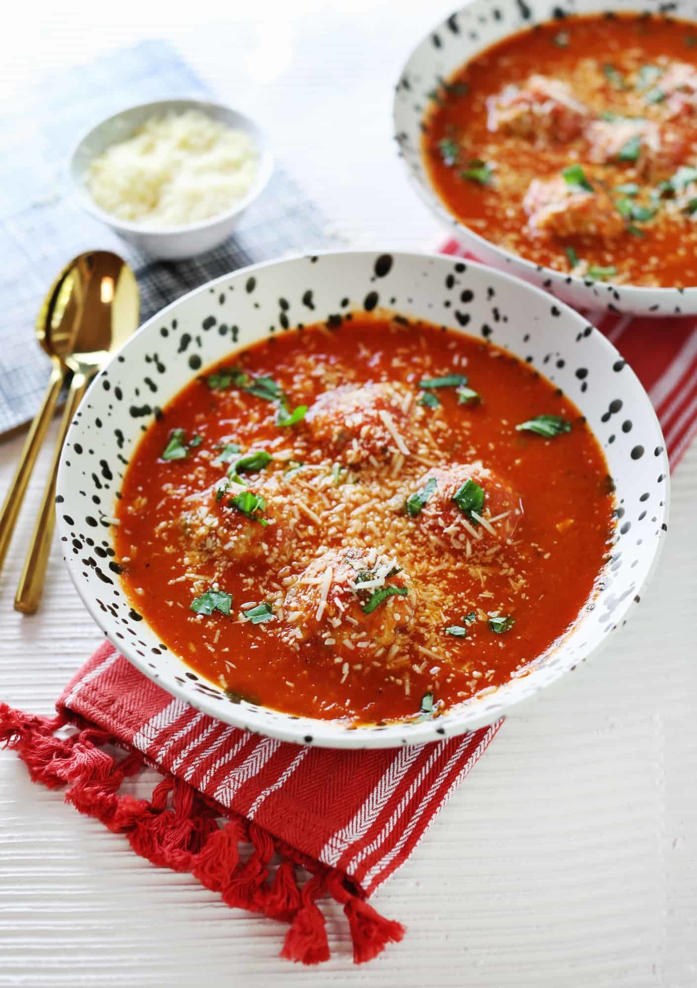 red pepper and tomato meatball soup