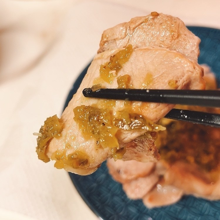 業務スーパーのおすすめ「塩葱醤(エンツォンジャン)」