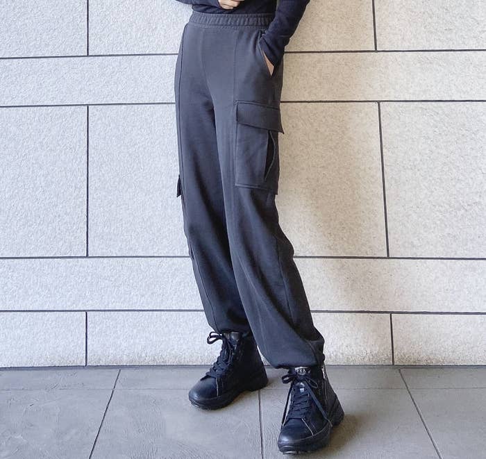 ZARA】楽なのにオシャレ見え！脚長効果バツグンの「ゆったりパンツ 