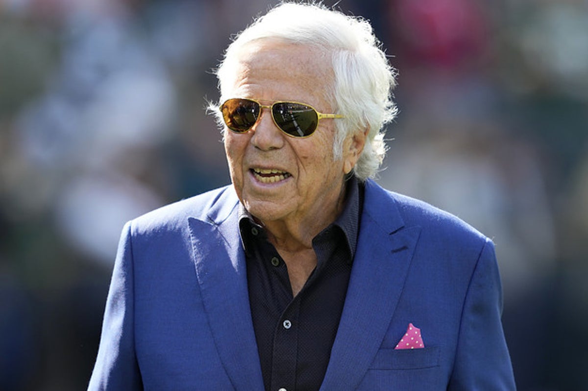 Patriots fan from viral video gets tickets, phone call from Robert Kraft