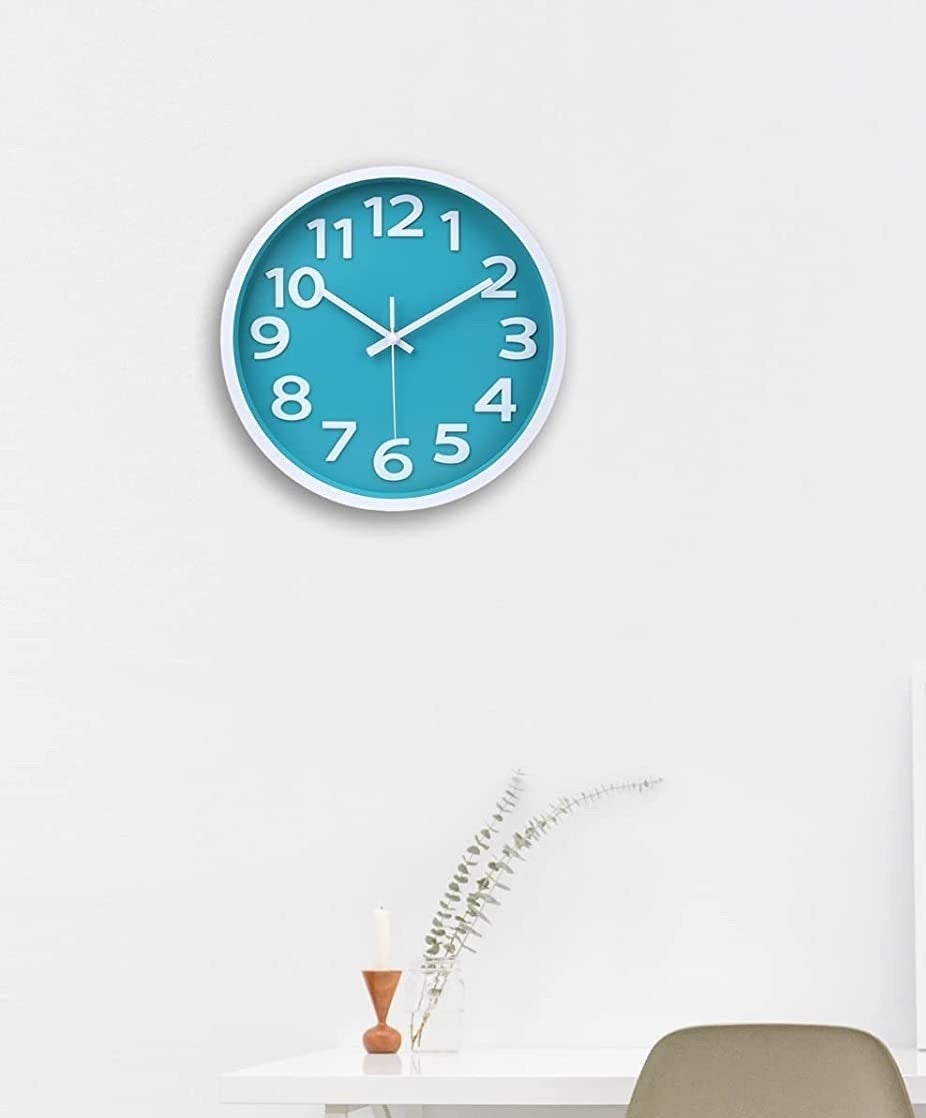 reloj de pared color aguamarina