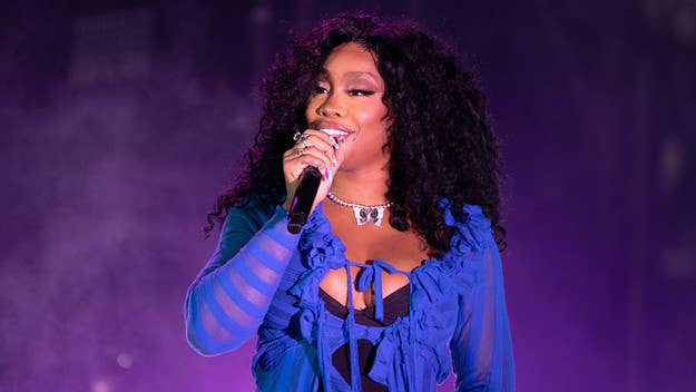 SZA continues her reign atop the Billboard 200 chart, as the R&amp;B superstar’s sophomore LP ‘SOS’ earned 180,000 equivalent album units in the U.S. this week.