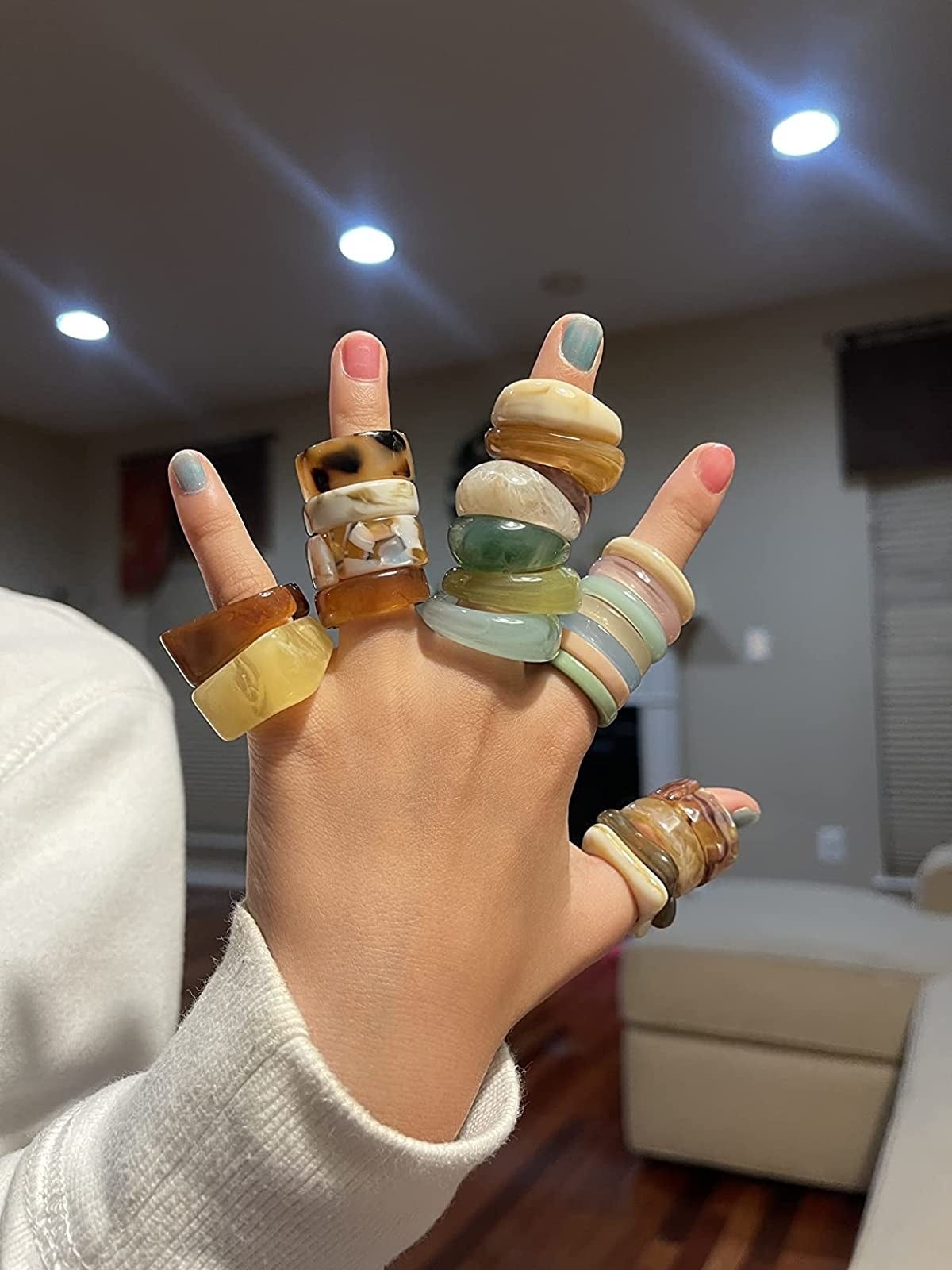 resin rings connected  reviewer's hand