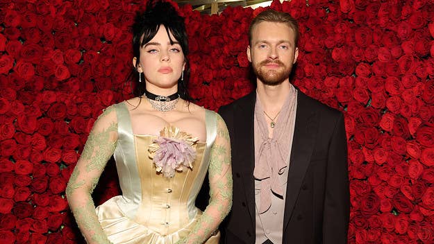 On Monday, Finneas shut down a TikToker who ripped his sister, 21-year-old Billie Eilish, for her relationship with 31-year-old Jesse Rutherford.