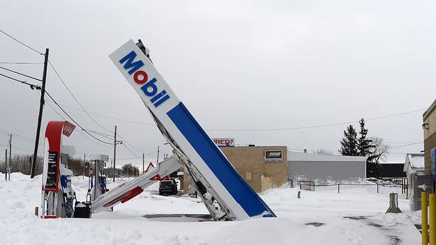 The death toll from the historic blizzard across the United States climbed to 64 on Tuesday, as thousands are still without power following the monster storm.