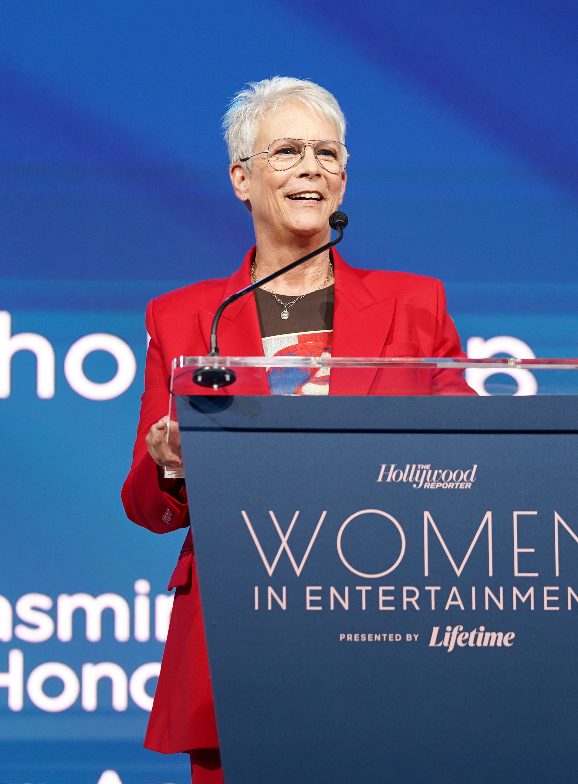 I Found Out Why Jamie Lee Curtis Has Been Saying She Invented Instagram  - 70