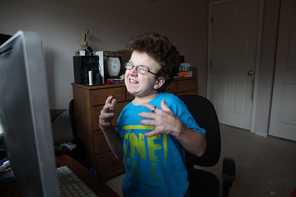  Internet Legend Keenan Cahill Has Died At 27 - 56