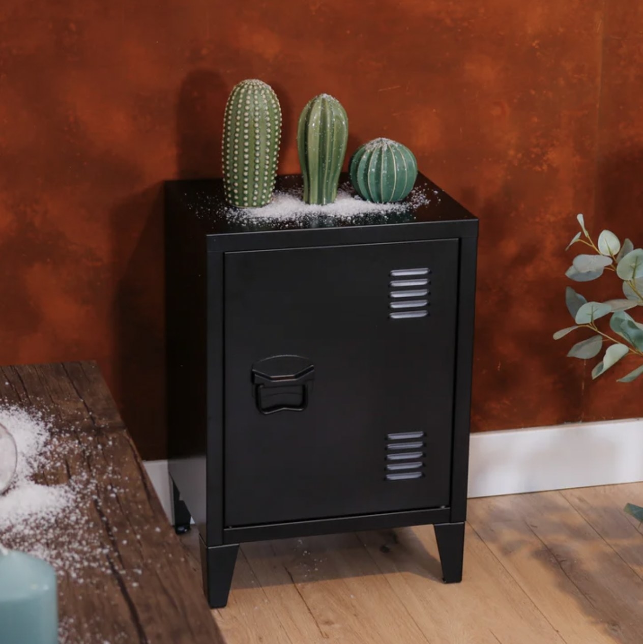 the nightstand in black