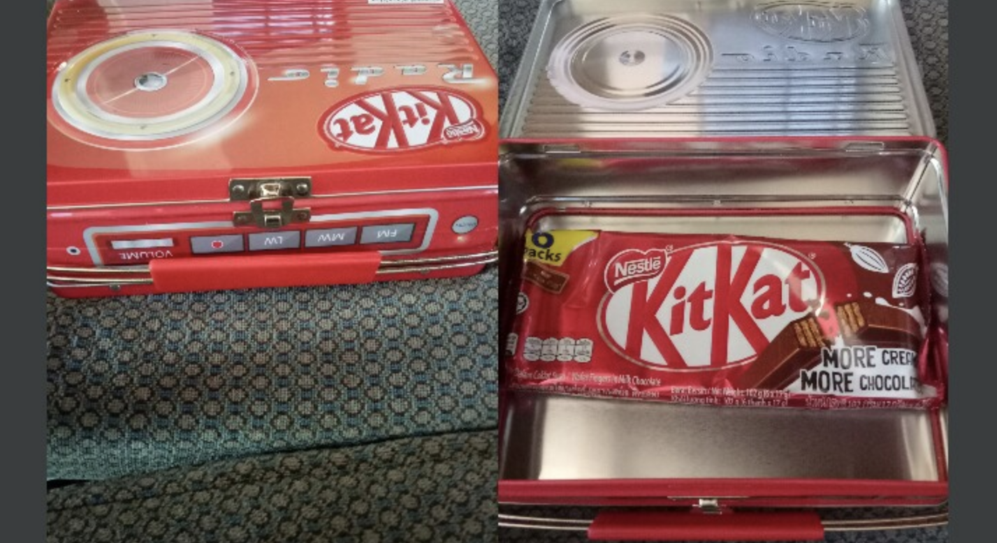 A large KitKat gift container with just one large KitKat bar