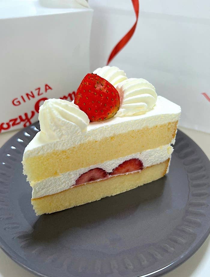 コージーコーナーのおすすめデザート「苺のショートケーキ」