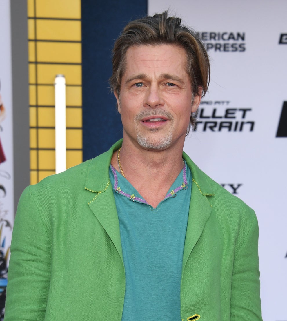 Margot Robbie Snuck In Kiss With Brad Pitt On "Babylon" Set