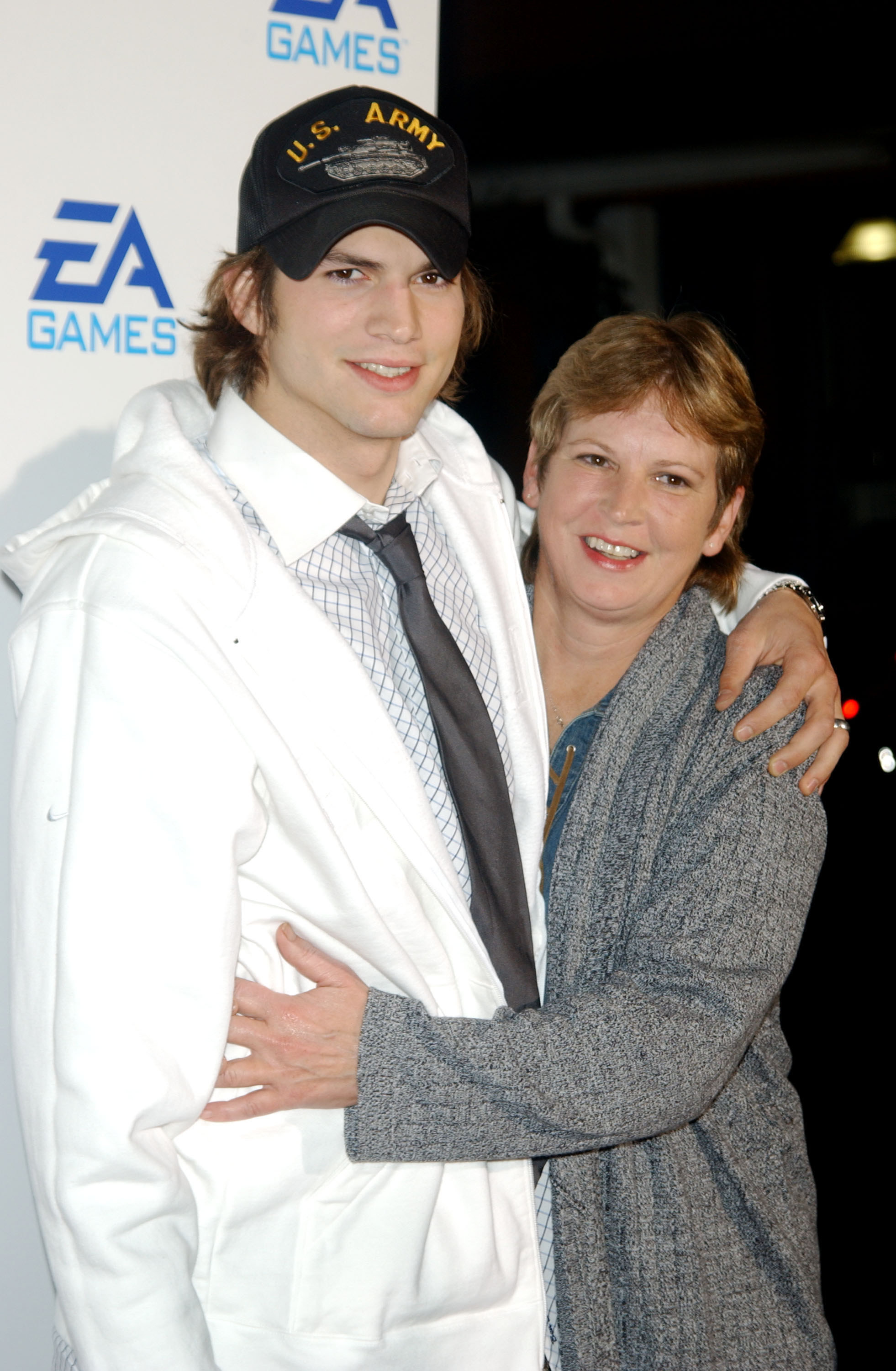 Ashton Kutcher's Brutally Honest Conversation With His Twin Brother