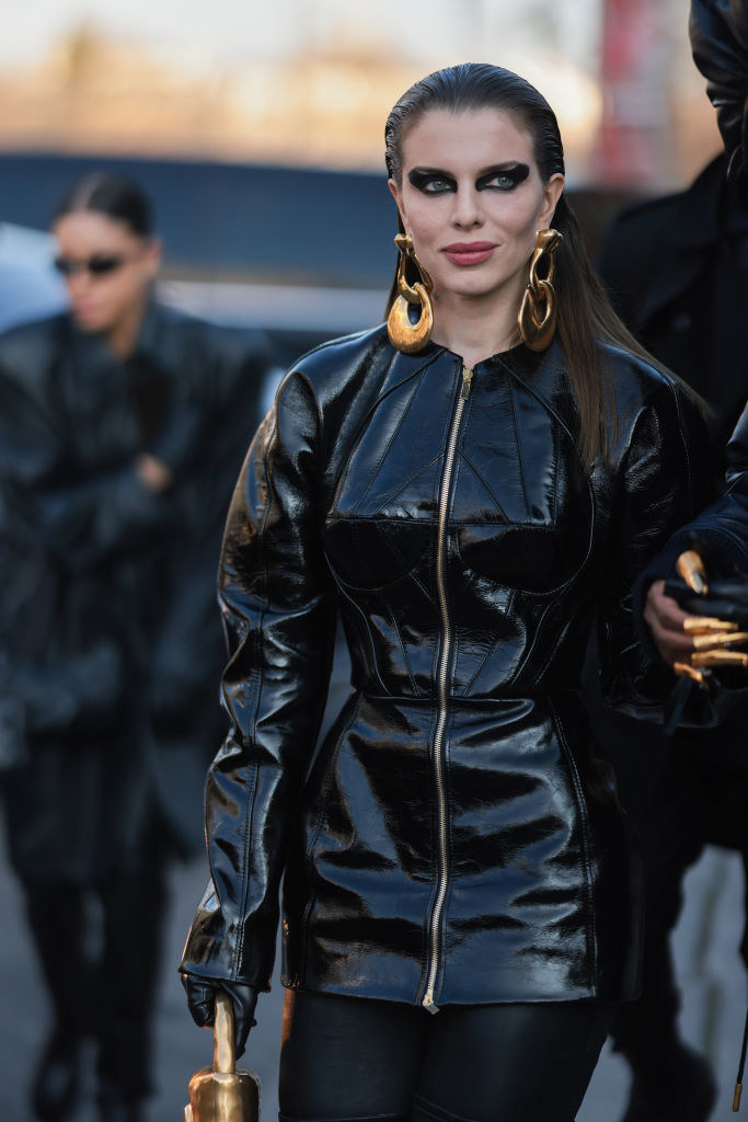 Julia Fox s Best Outfits Of 2022 - 97