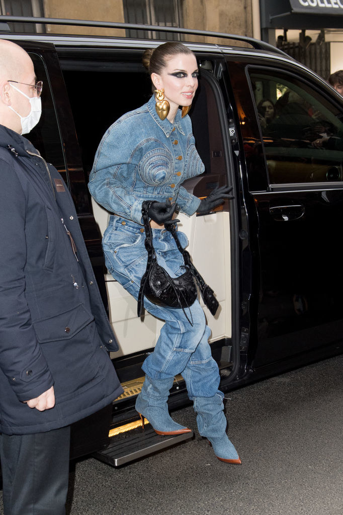 Julia Fox s Best Outfits Of 2022 - 37