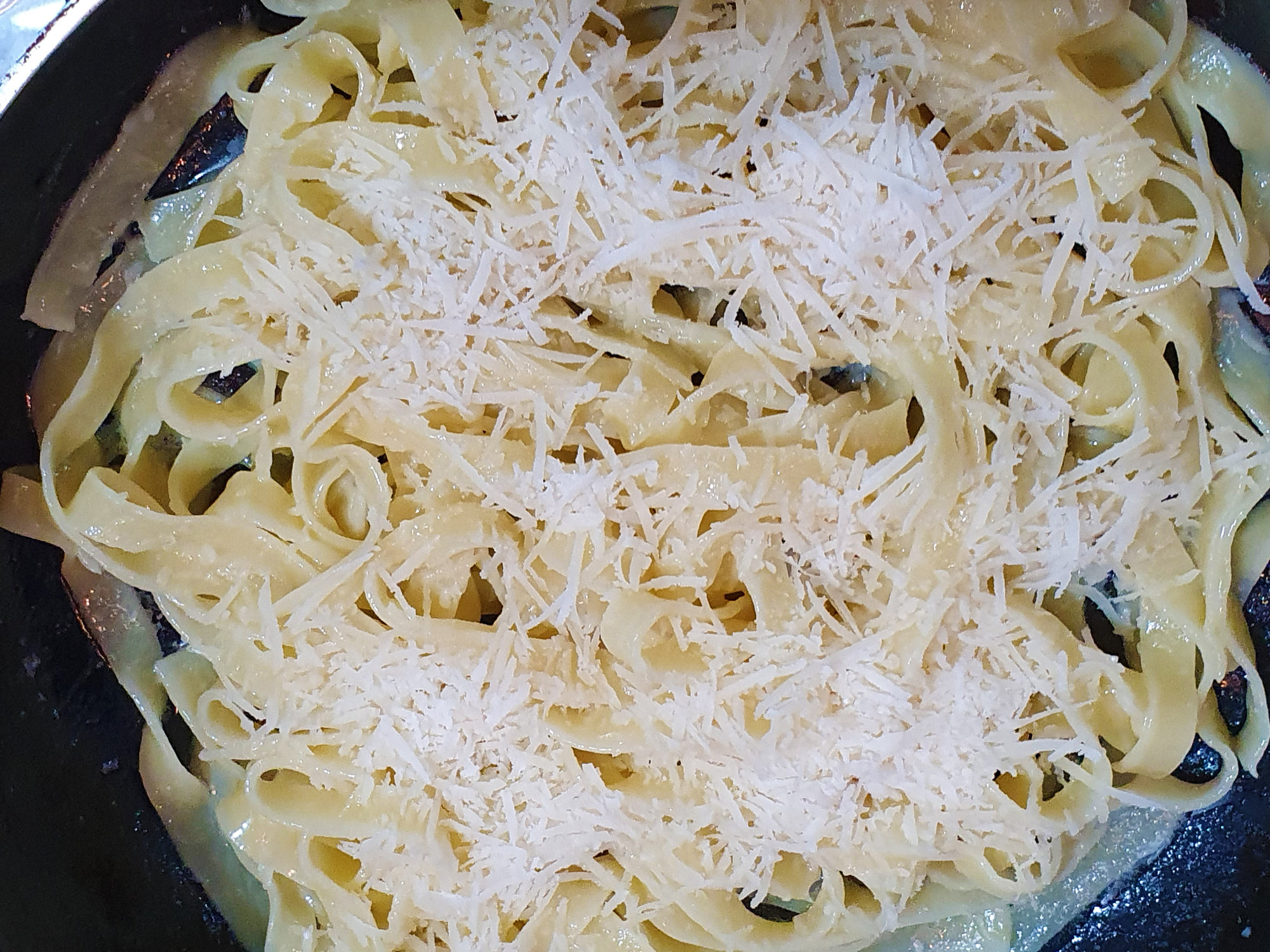 Tagliatele with butter and cheese.
