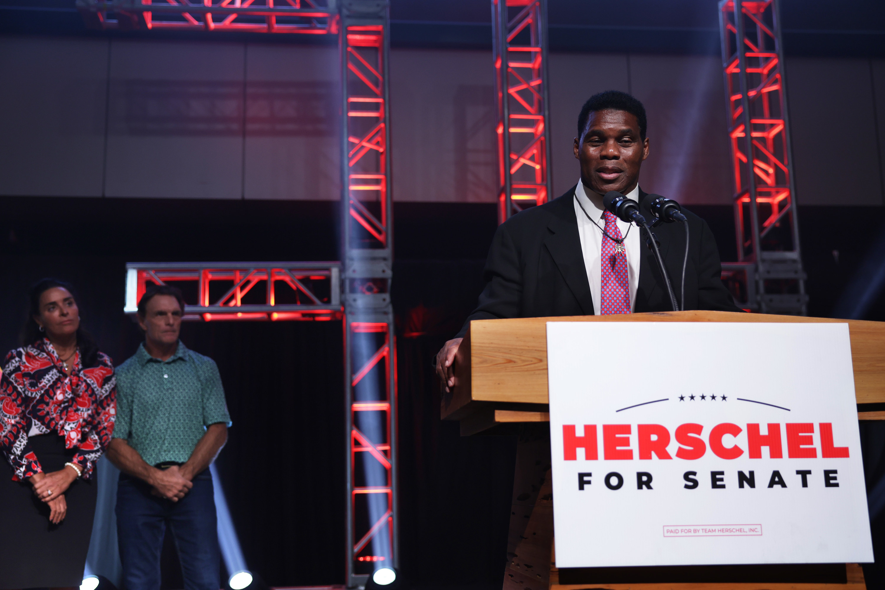 Will Herschel Walker's Football Fame Help Him Win Georgia Senate Runoff? -  Bloomberg