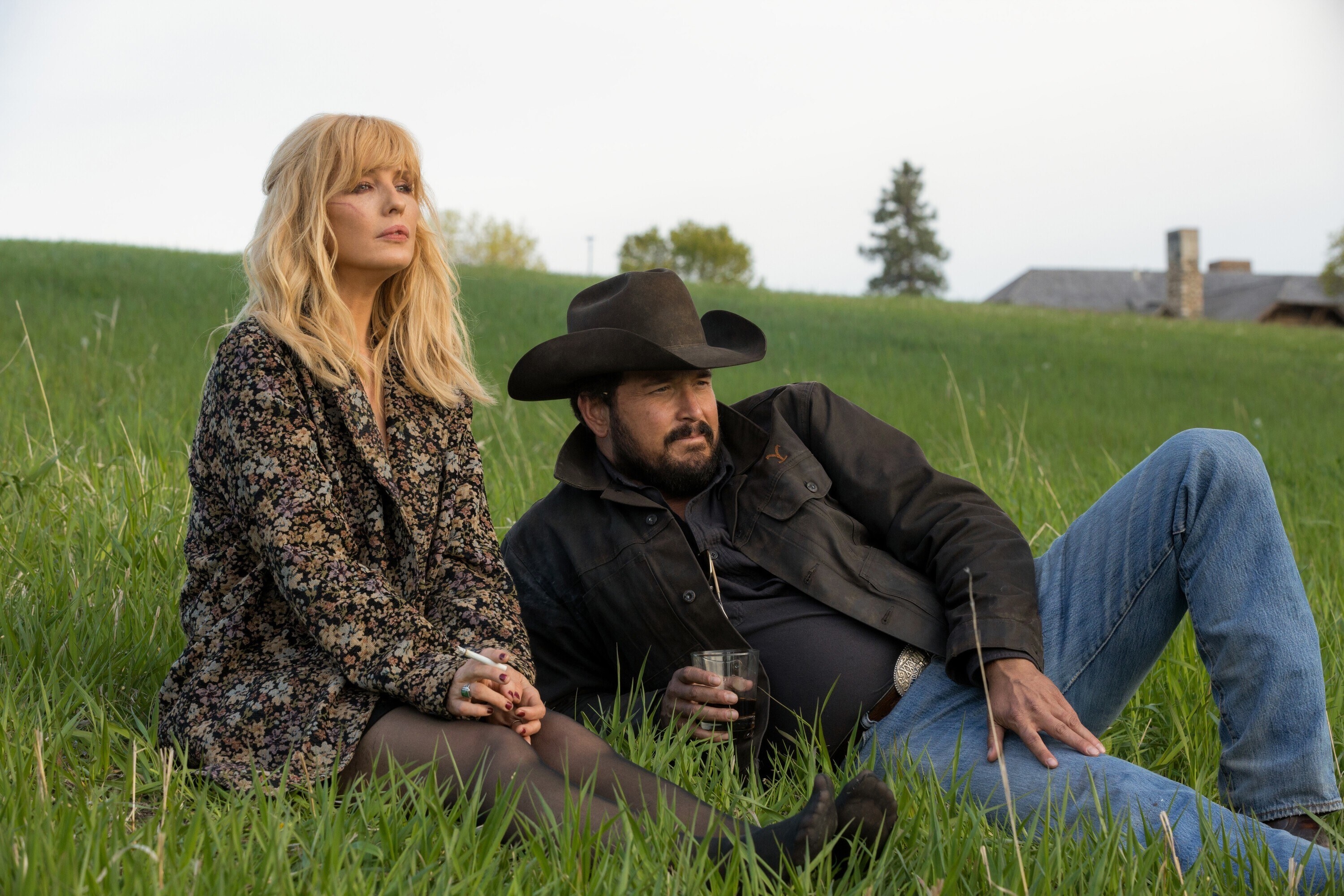 Kelly Reilly and Cole Hauser in Yellowstone