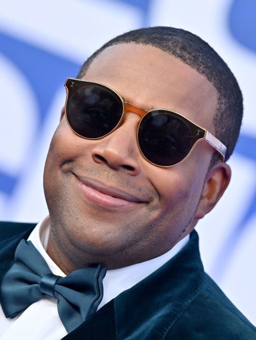 A closeup on Kenan Thompson