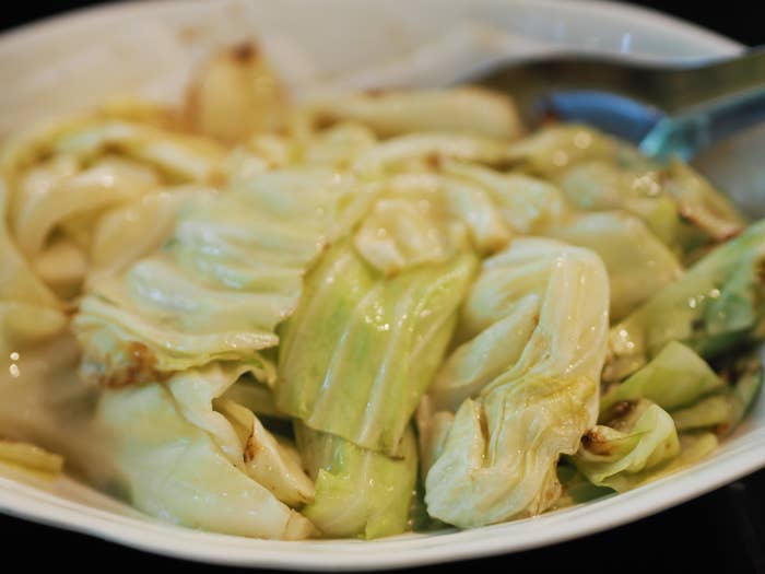 stir-fried cabbage
