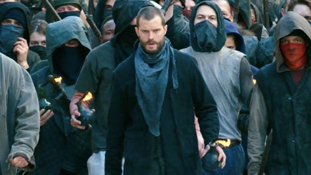 Directed by Otto Bathurst, the 'Robin Hood' brings together a dynamic cast including Jamie Foxx, Ben Mendelsohn, Eve Hewson, Tim Minchin and Jamie Dornan. 