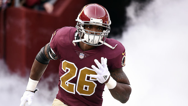 Redskins' Adrian Peterson admits he continues to spank his children