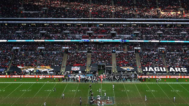 An Eagles-Jaguars game held at Wembley Stadium on Sunday left a Monday Premier League match looking extra raggedy and people were not happy.