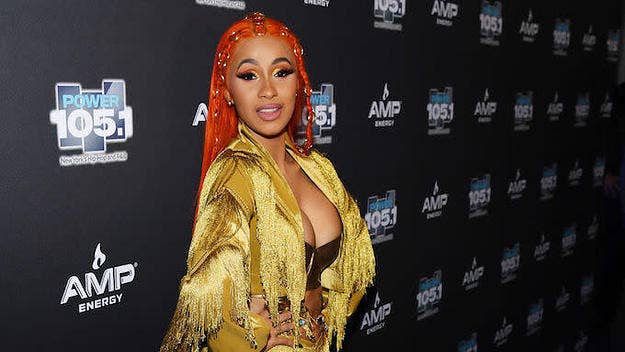 Cardi B graces the cover of 'People Español' and opens up about balancing her career while raising her daughter Kulture. 