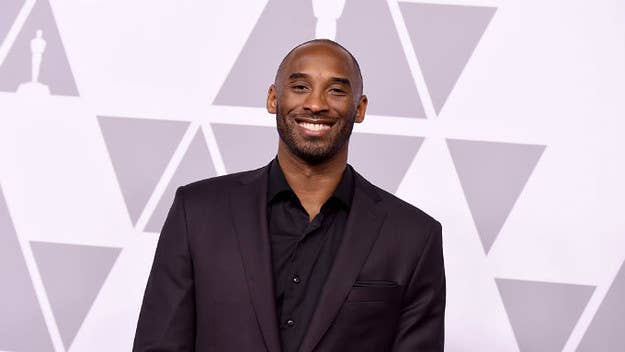 It took him a minute, but Kobe came out victorious in the daytime time show. He was there to promote his new book, 'Mamba Mentality.'