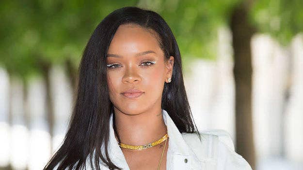 Rihanna, decked out in florals and some very thin eyebrows, is the September cover star of 'British Vogue,' and she's dropping some gems about everything from dating advice to her “thicc” bod.