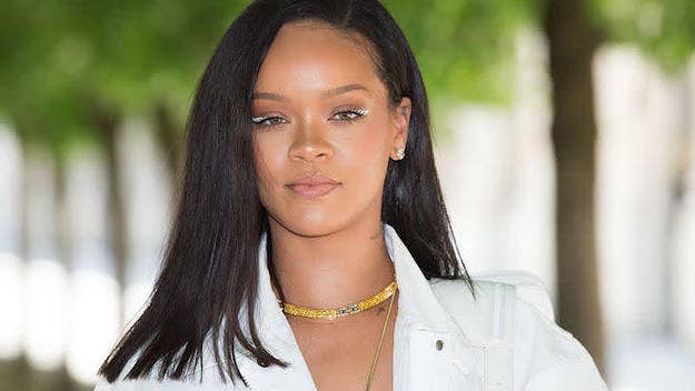Rihanna, decked out in florals and some very thin eyebrows, is the September cover star of 'British Vogue,' and she's dropping some gems about everything from dating advice to her “thicc” bod.