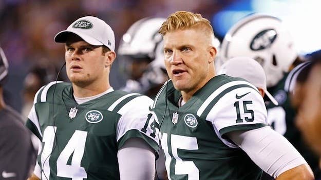 The New York Jets took a big bet on USC quarterback Sam Darnold by selecting him No. 3 overall in this year's draft, and so far Darnold hasn't disappointed. During Friday's preseason game between the Giants and Jets, a video of Darnold and his veteran mentor, Josh McCown, went viral.