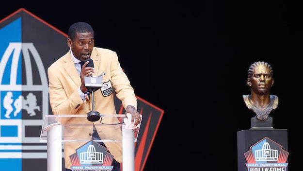 During his induction into the Pro Football Hall of Fame, former NFL wide receiver Randy Moss wore a tie with the names of a dozen victims of police brutality. 