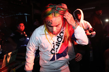 6ix9ine performs at FREQ NYC.