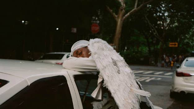 Dev Hynes has shared his fourth studio album as Blood Orange, 'Negro Swan.' As with his fantastic 2016 record 'Freetown Sound,' the newly released full-length possesses a free-form approach blending the sounds of pop, R&B, indie, hip-hop, and much more.