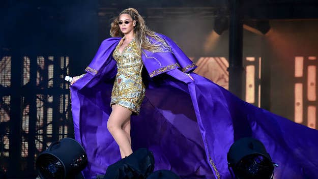 Beyoncé won't let gravity stop her stride. Instead of falling down a flight of steps during the On the Run II Tour stop in Nashville, Queen Bey caught herself and continued on with the show.
