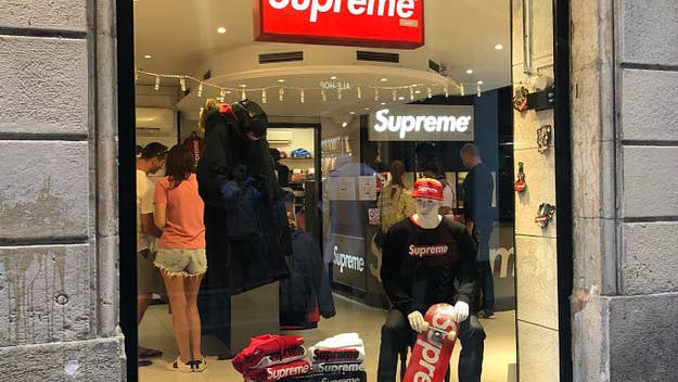 Fake Supreme? Of course. We got an inside look at the "Supreme Spain" store in Barcelona via @CroatianStyle.