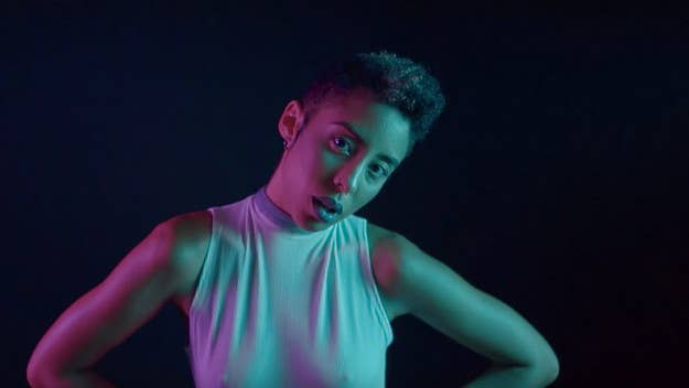 St. Louis' Bloom delivers a powerful performance in the self-directed video for her debut song.