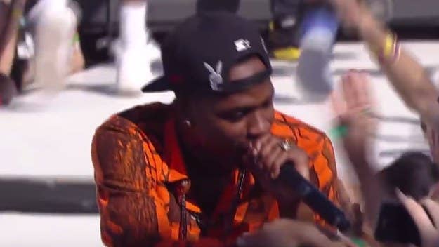 The two put on an energetic performance for MTV Jams Live.