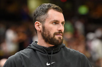 This is a picture of Kevin Love.